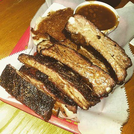 ELI'S BBQ, Cincinnati - 3313 Riverside Dr - Photos & Restaurant Reviews ...