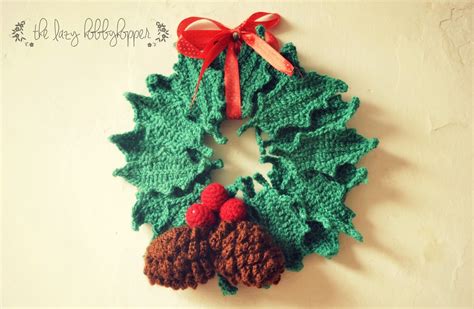 The Lazy Hobbyhopper: Crochet Christmas Wreath - free pattern