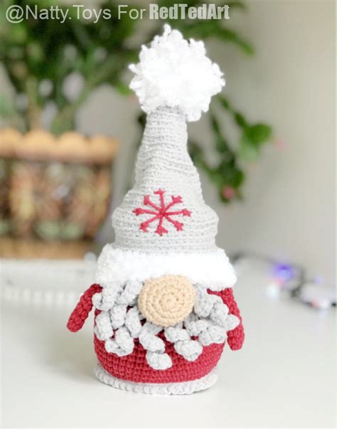 Free Christmas Gnome Crochet Pattern - Red Ted Art