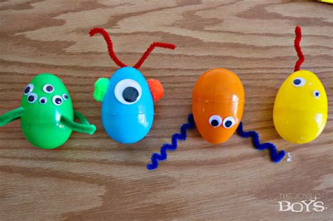 Alien Easter Eggs - Easy Easter Craft for Kids