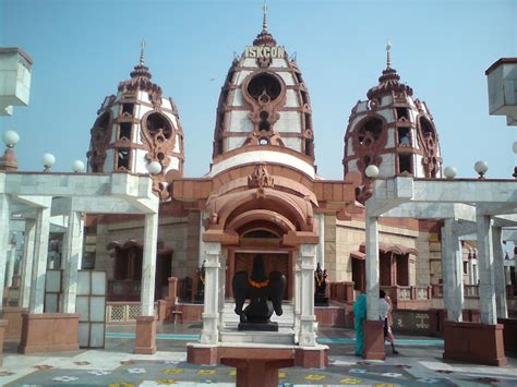 My lovely India: ISKCON Temple Delhi