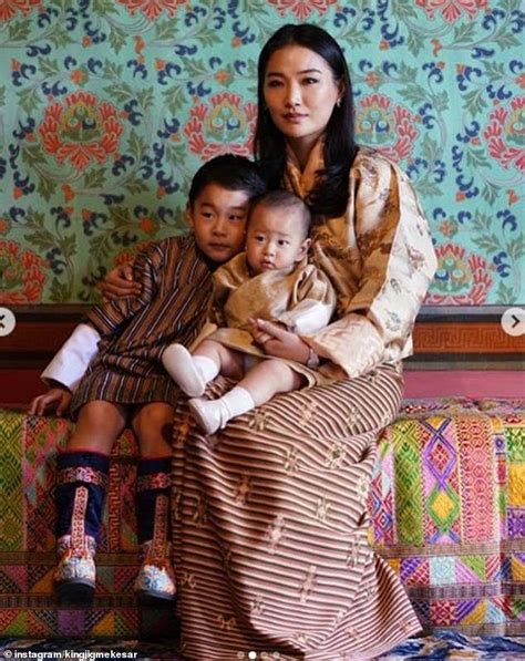 Prince Jigme Namgyel of Bhutan cuddles up with Prince Jigme Ugyen in an adorable snap | Daily ...