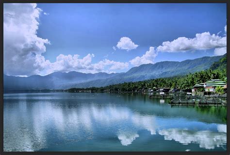 Pesona Wisata Indonesia: Danau Maninjau