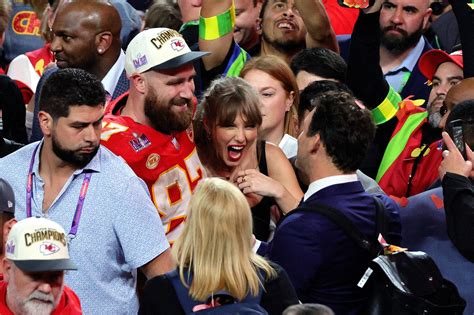 Travis Kelce’s Expert Assessment of Taylor Swift’s Super Bowl Chugging ...