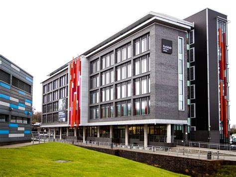 Rochdale Sixth Form College - Picto Sign | Wayfinding and Signage