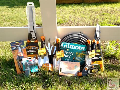 Woven by Words: Mum's The Best Giveaway Hop With Gilmour & Fiskars