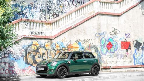 2015 MINI Cooper HD Wallpapers: British Racing Green Goes Well with the Union Jack Flag ...