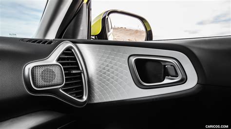 2020 Kia Soul EV - Interior, Detail | Caricos