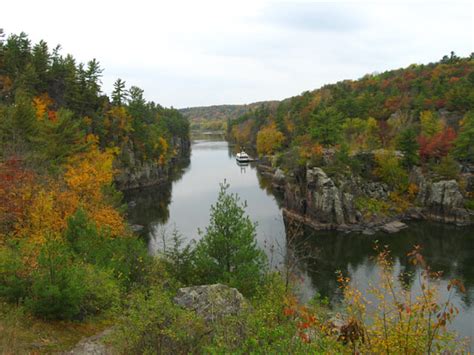 St. Croix Falls National Park | Fall Color | Scenic Pathways