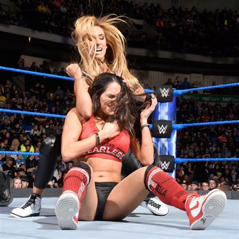 SmackDown 11/15/16: Nikki Bella vs. Carmella | Nikki bella, Nikki, Wrestling divas