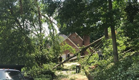 Insurance claims minimal from Charleston tornado - WV MetroNews