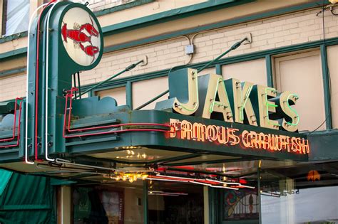 The Building Housing Portland Legacy Restaurant Jake’s Famous Crawfish Is for Sale - Eater Portland