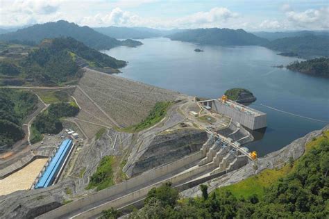 SOURCE OF POWER: An aerial view of the RM7.5 billion Bakun HEP Dam. The ...