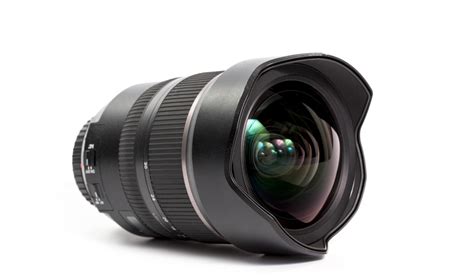 Lens Zooming : Nikon Unveils Coolpix P1000 Camera With Incredible 125x ...