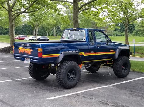 1987 Toyota Pickup 4×4 manual trans with 64k original miles for sale