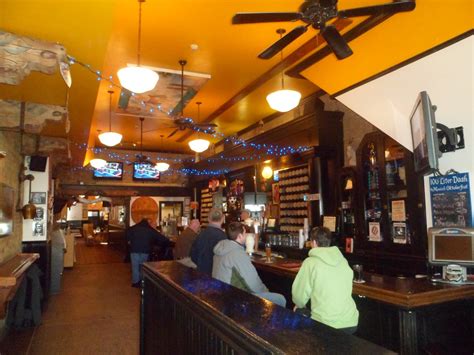 Taverns: Old German Beer Hall Mimics Munich » Urban Milwaukee