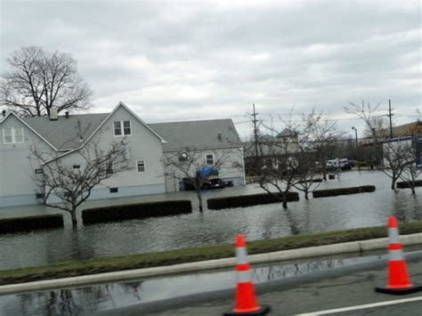 Governor Christie Tours Flood-Damaged North Jersey | Wayne, NJ Patch