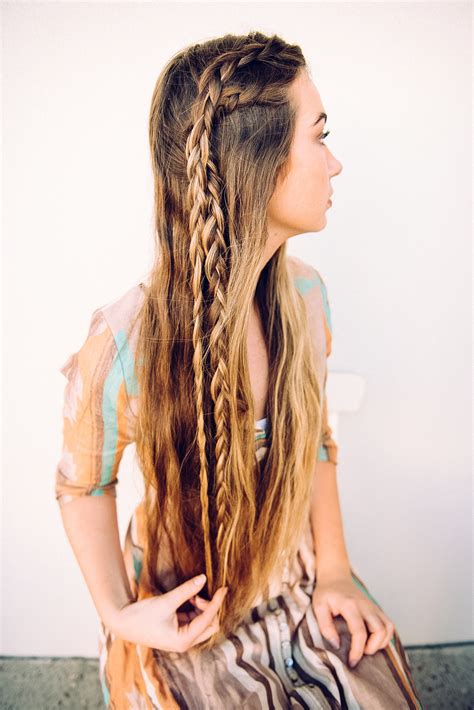 4 Simple Bohemian Hairstyles Perfect for Your Next Music Festival | Go Hippie Chic