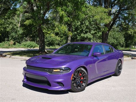 2016 Dodge Charger SRT Hellcat – Quick Review, Video | RoadBlazing