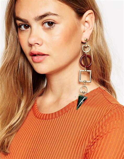 Mismatched Earrings: 2016 Fall Trend Alert! - The Fashion Tag Blog