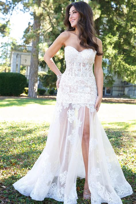 29+ Wedding Dresses Las Vegas Gif | Cassanova Dresses