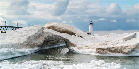 winter-beaches20header | Manistee County Tourism - Manistee, Michigan