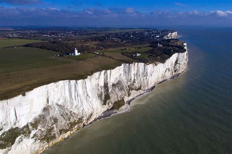 White Cliffs of Dover: 22-32cm lost every year into the sea