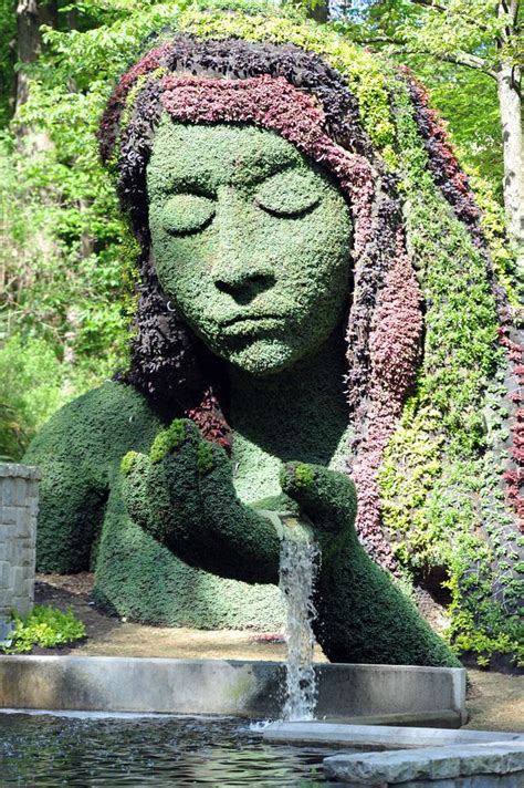 Incredible Giant Living Sculptures at Atlanta Botanical Gardens