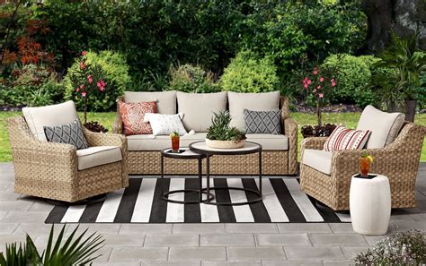 This Wicker Patio Set That Keeps Selling Out Is Finally Back in Stock