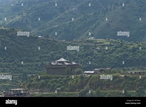 THE THEOG PALACE AT SAINJ IN SHIMLA, HIMACHAL PRADESH Stock Photo - Alamy