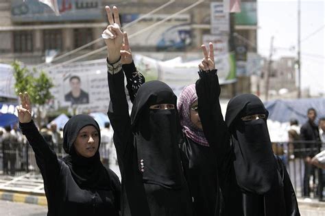 Yemeni woman who campaigned for female literacy shot dead | The ...