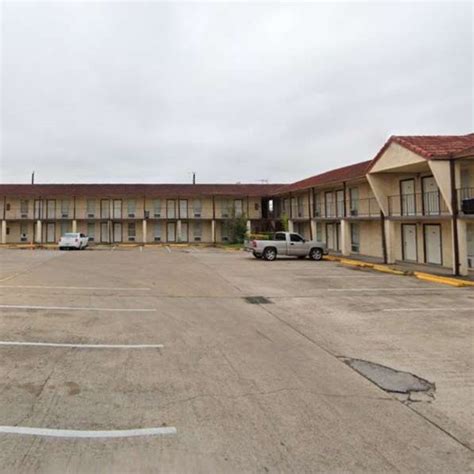 Gateway Inn HOU Airport Parking | Way