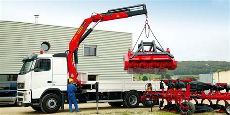 A Brief Overview Of Knuckle Boom Cranes - Everything Cranes