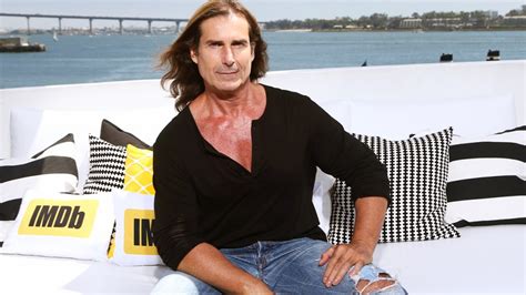 Fabio Reveals He Sleeps in a Hyperbaric Chamber | Woman's World