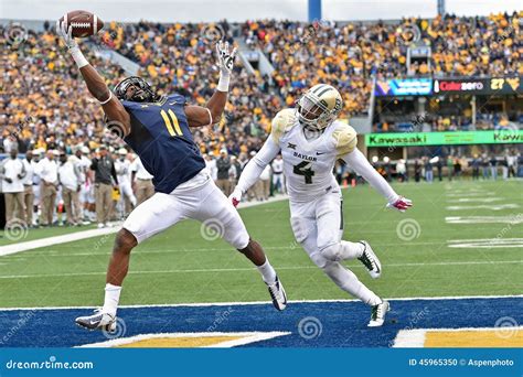 2014 College Football - Touchdown Catch Editorial Image - Image: 45965350