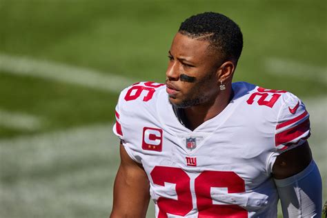 NFL: Saquon Barkley shows off knee progress in workout video - Yahoo Sports