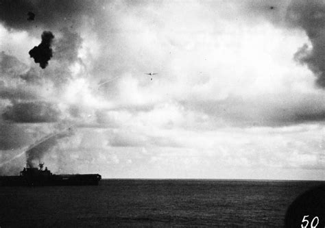 80-G-33960: Battle of Santa Cruz Islands, 26 October 1942