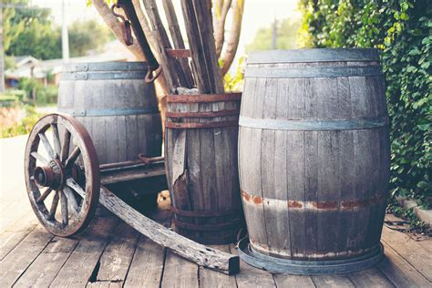 How Do Oak Wine Barrels Affect the Taste of Wine? - From The Vine