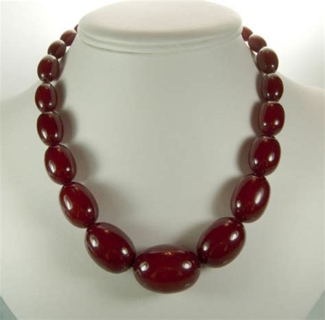 Chunky Smooth Cherry Amber Bakelite Beaded Necklace | Beaded necklace ...