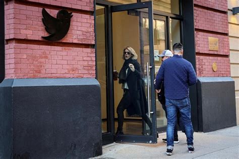 Twitter to scale back New York office space as Elon Musk cuts costs | The Straits Times