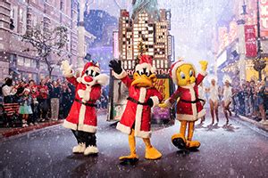 Experience the Magic of Movie World White Christmas!