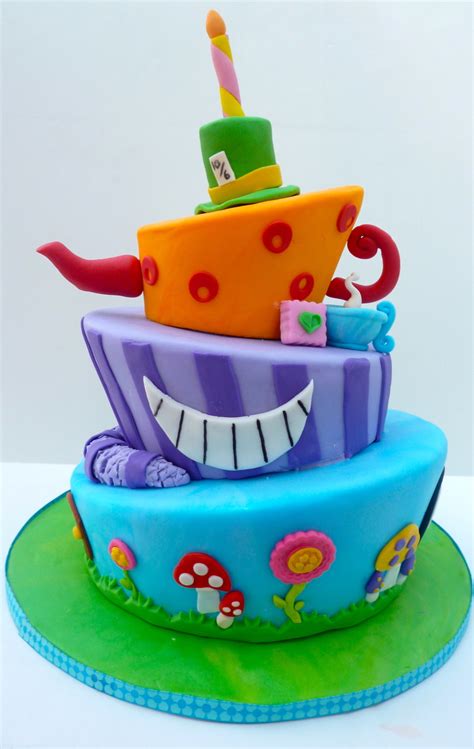 Alice In Wonderland Cake - CakeCentral.com