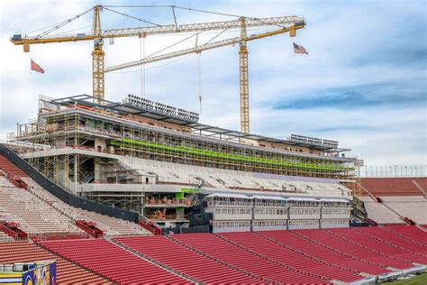 Touring the under-renovation Coliseum - Curbed LA