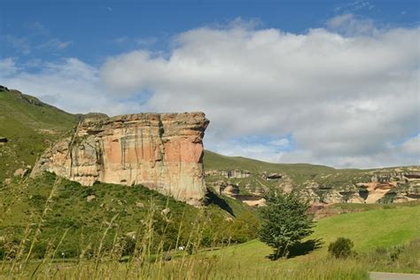 Golden Gate Highlands National Park | Wild Safari Guide | South Africa