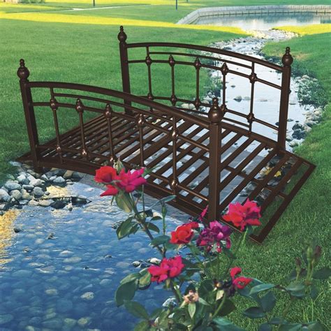 Stonegate Designs Camelot Metal Garden Bridge — 48in.L x 27in.W x 20 ...