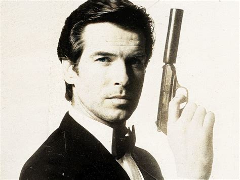 The James Bond co-star Pierce Brosnan 'got very upset with' | 15 Mi...