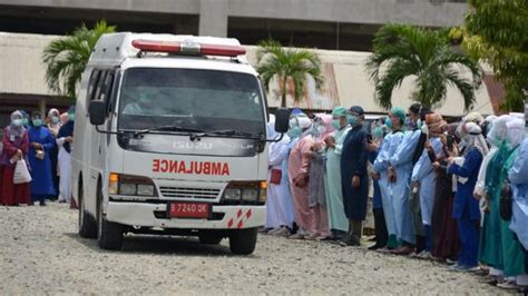 COVID-19 MENYEBABKAN 115 DOKTER INDONESIA MENINGGAL, IDI KELUARKAN ...