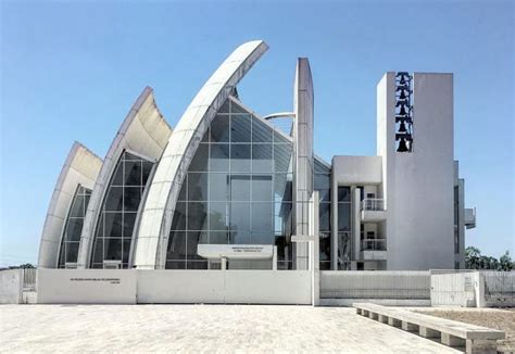 The Jubilee Church by Richard Meier, Rome - Walks in Rome (Est. 2001)