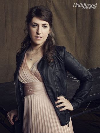 ‘Big Bang Theory’s’ Mayim Bialik Injured in Car Crash – The Hollywood ...