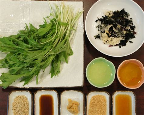 Japanese Seaweed Salad with Homemade Dressing | Mrs. Lin's Kitchen